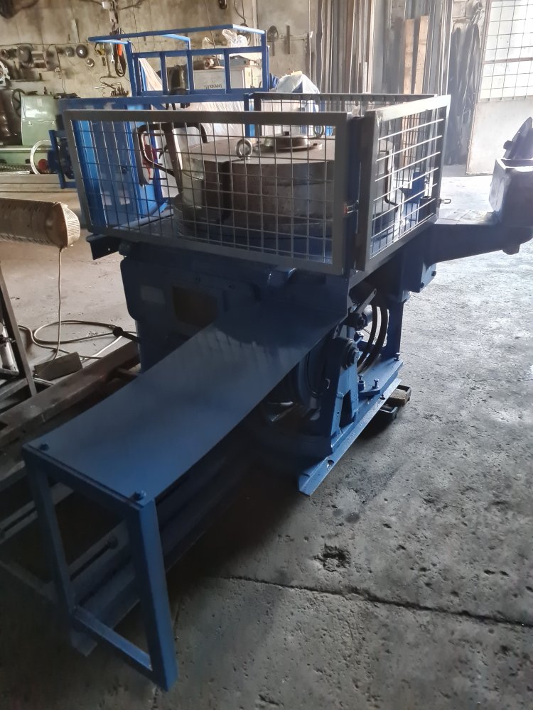 Müşterimize , 600'lük tel çekme kafası bakım yapılarak teslim edildi.